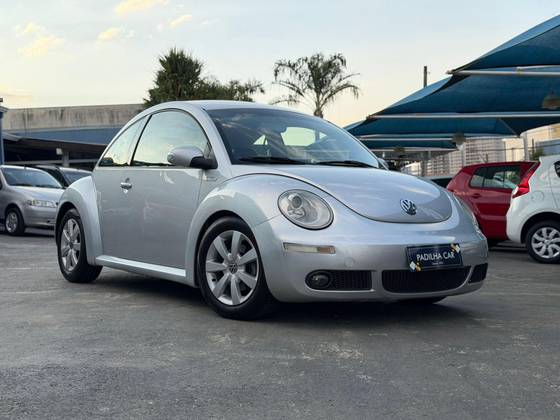 VOLKSWAGEN NEW BEETLE 2.0 MI 8V GASOLINA 2P MANUAL VOLKSWAGEN NEW BEETLE 2.0 MI 8V GASOLINA 2P MANUAL